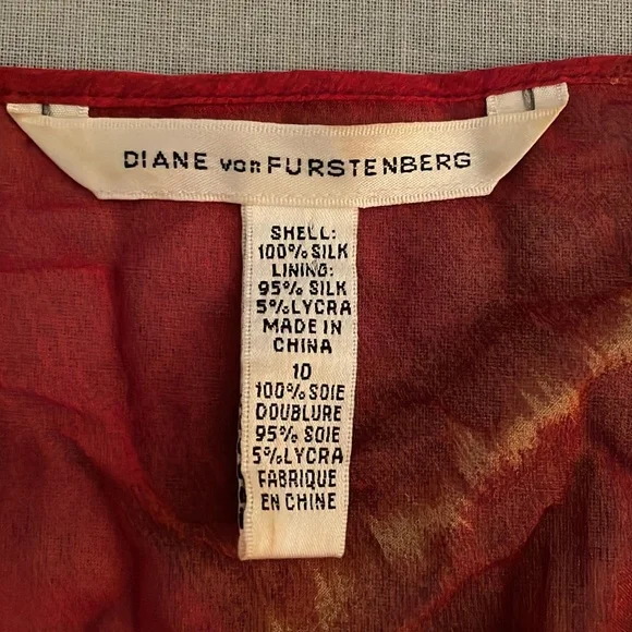 Diane von Furstenberg silk top size 10 - Picture 5 of 7